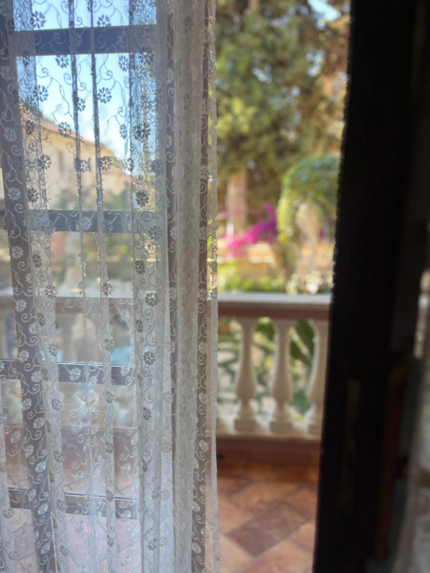 B&B Villa Regina Santa Domenica  Exteriör bild