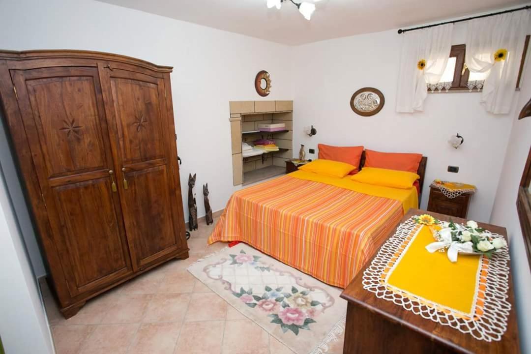 B&B Villa Regina Santa Domenica  Exteriör bild